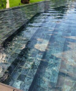 กระเบื้องสระว่ายน้ำหินธรรมชาติ รุ่น บิ้เทาซิลเวอร์