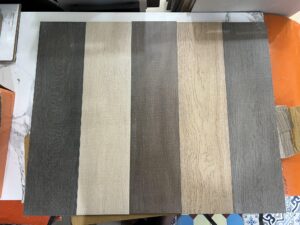 กระเบื้องลายไม้