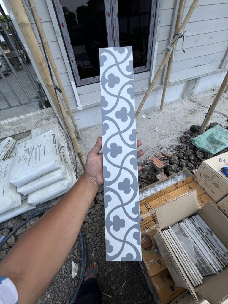 กระเบื้องลายโบราณ Blezz